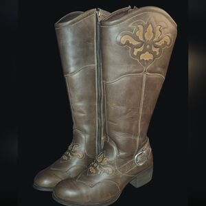 Luxury Embellished Cut-Out Chocolate Brown Leather Riding Boots Size 8 BORN Coas